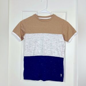 Capsule size small boys shirt